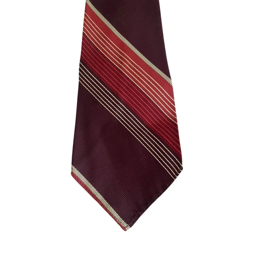 Vintage Mens Burgundy Red Cream Diagonal Striped Texture Silk Blend Necktie